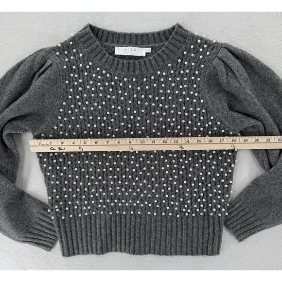 ASTR the Label Gray Pearl Puff Shoulder Sweater Crop Pullover Medium - Picture 9 of 9